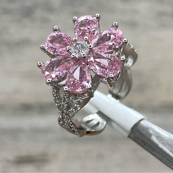 Beautiful Statement Flower Pink White Diamond CZ Silver Plated Boho Ring - Picture 1 of 6